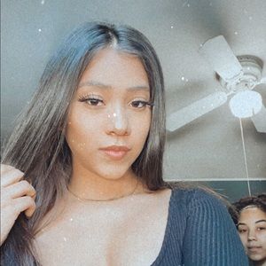 Meet your Posher, Valentina